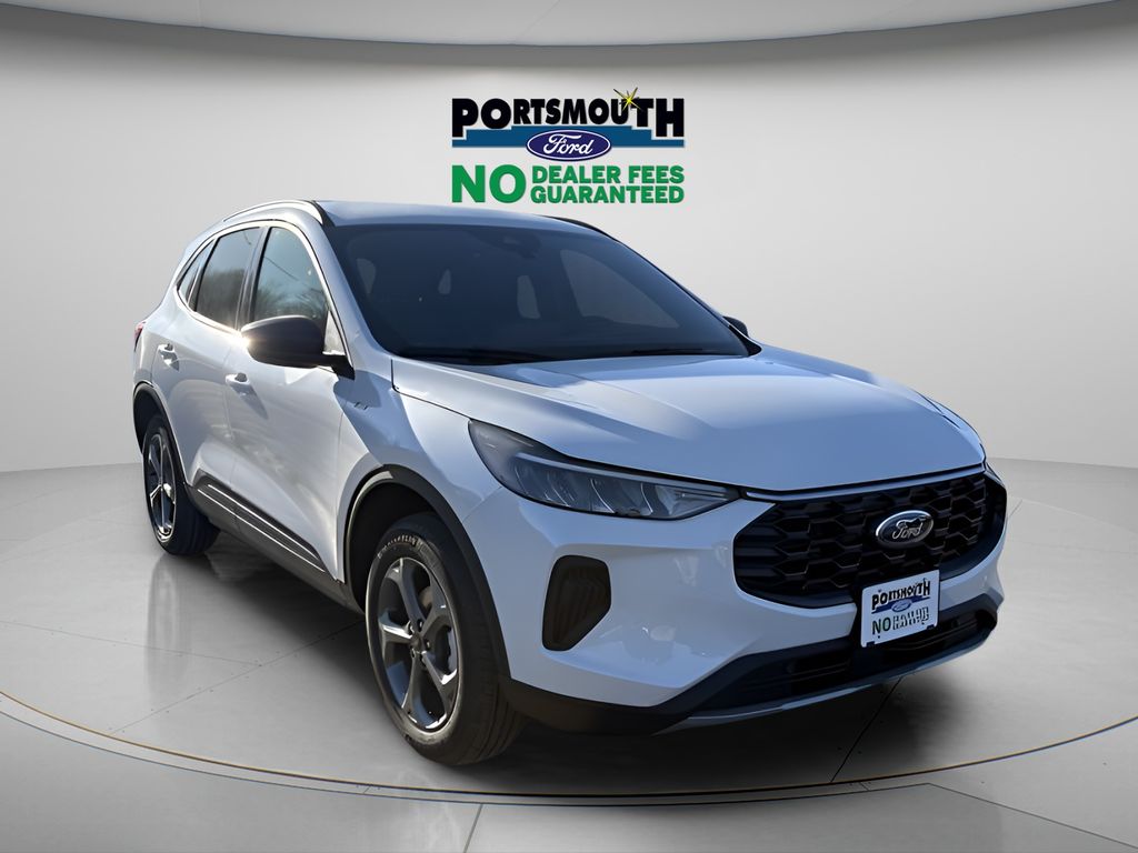 Star White Metallic Tri-Coat 2026 Ford Escape ST-Line AWD SUV / Crossover All-Wheel Drive 8-Speed Automatic