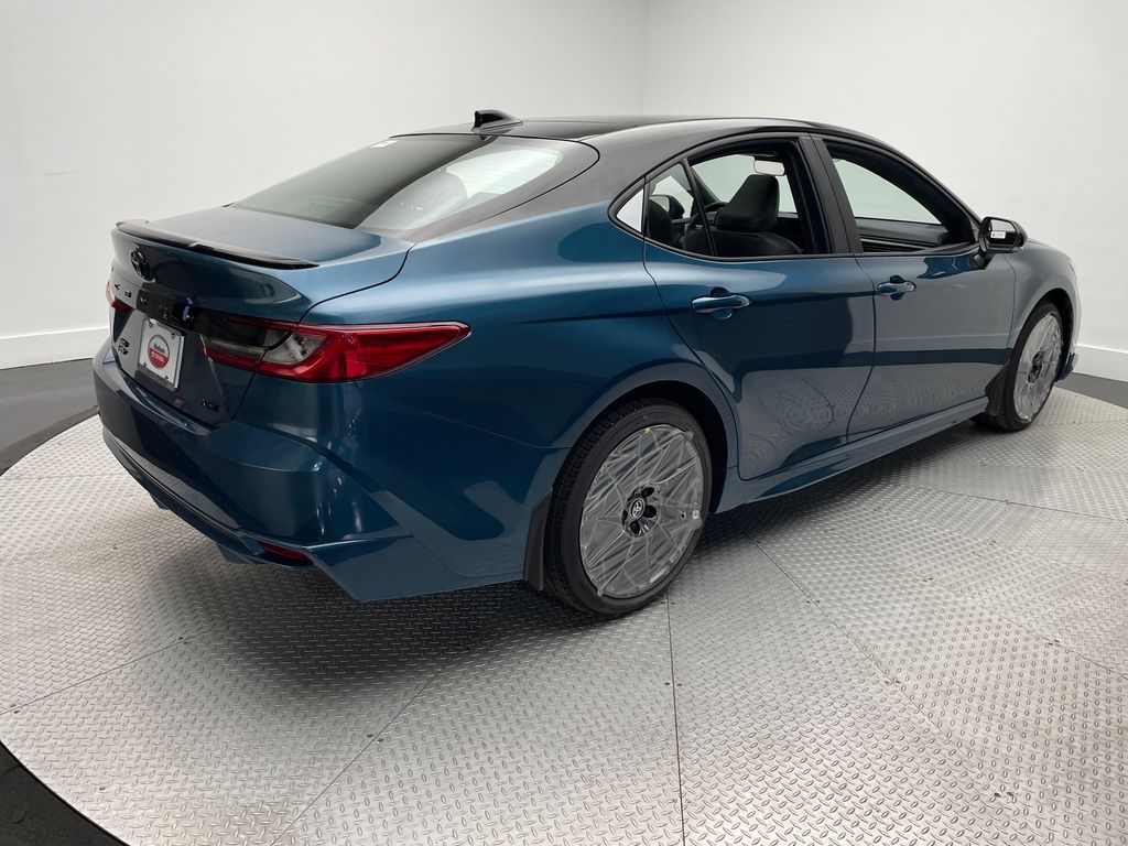Thumbnail: 2025 Toyota Camry - 5