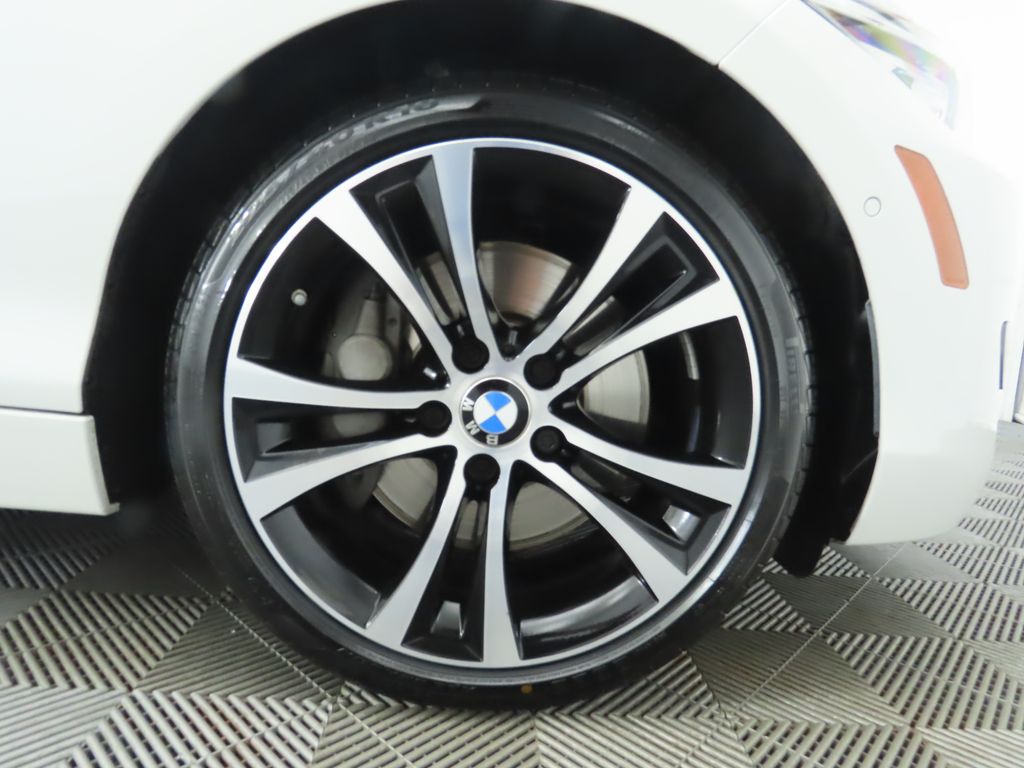 Thumbnail: 2021 BMW 2 Series - 32