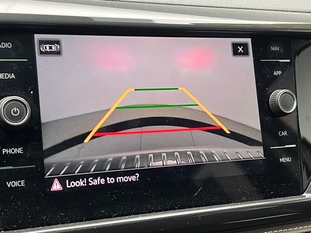 Thumbnail: 2024 Volkswagen Taos - 14