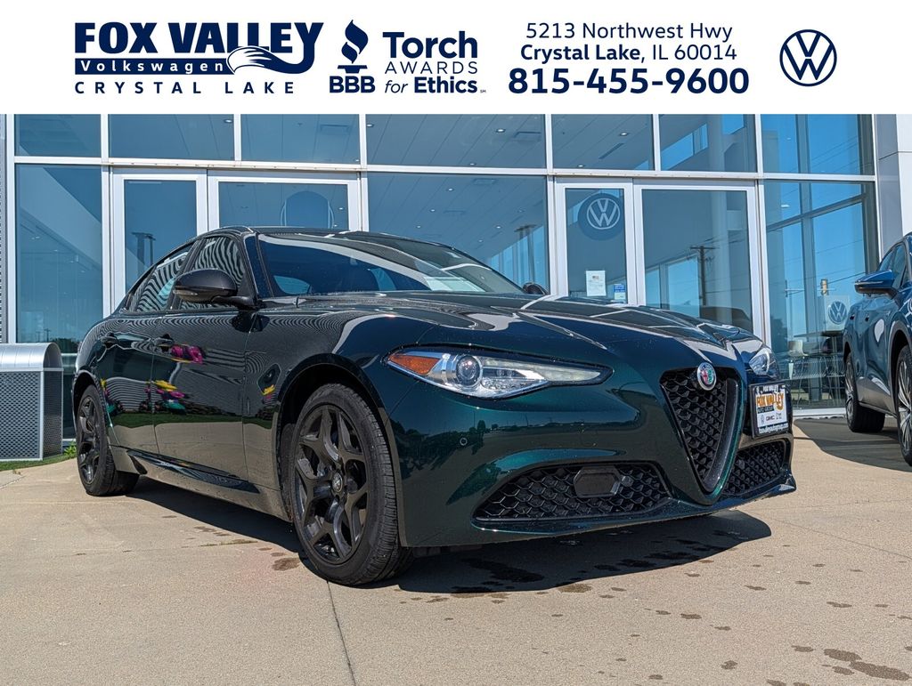 Green (Verde Visconti Metallic) 2021 Alfa Romeo Giulia Sedan All-Wheel Drive 8-Speed Automatic