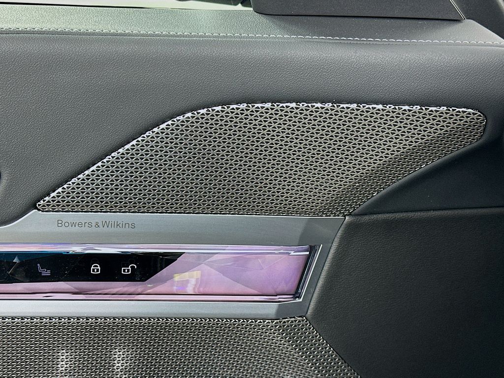 Thumbnail: 2023 BMW 7 Series - 19