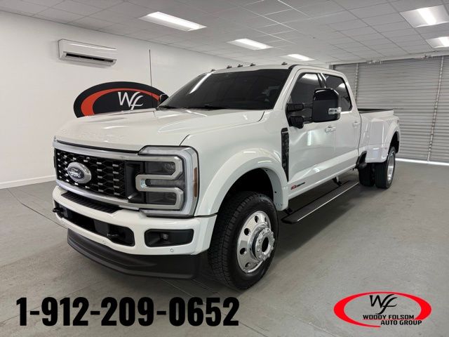 2026 Ford F-450 Super Duty Platinum Crew Cab LB DRW 4WD