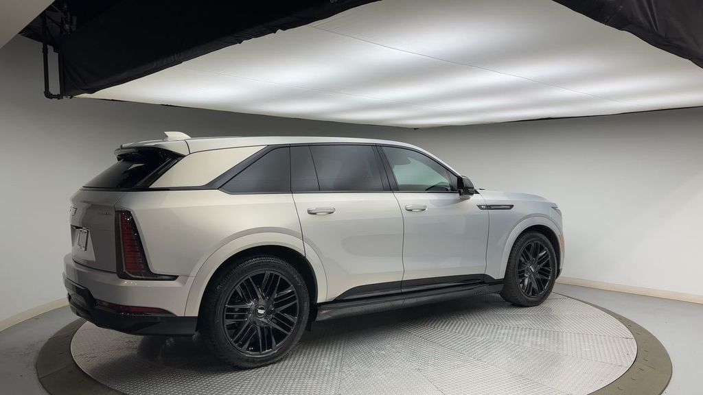 Thumbnail: 2025 Cadillac Escalade IQ - 2