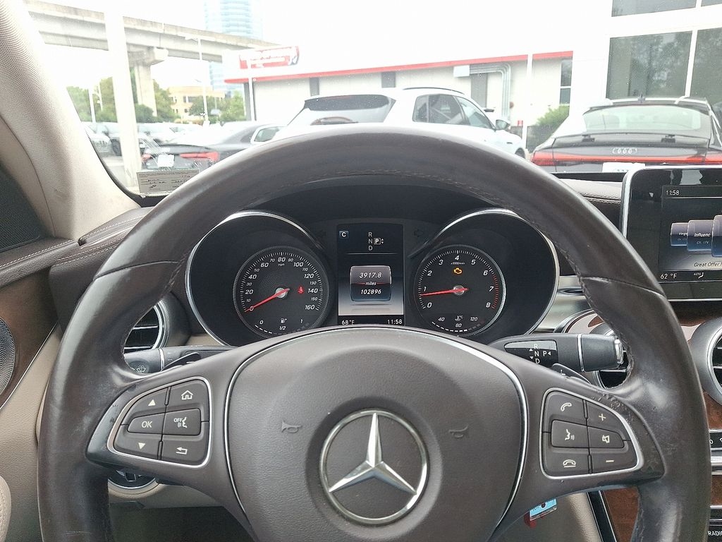 Thumbnail: 2015 Mercedes-Benz C-Class - 19