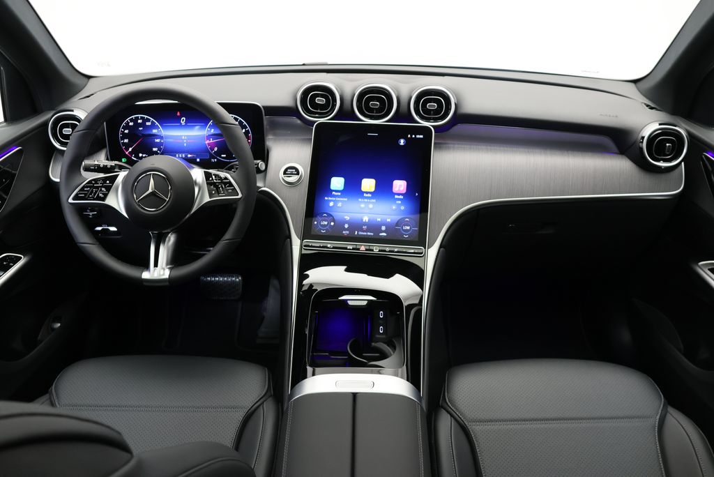 Thumbnail: 2026 Mercedes-Benz GLC - 18