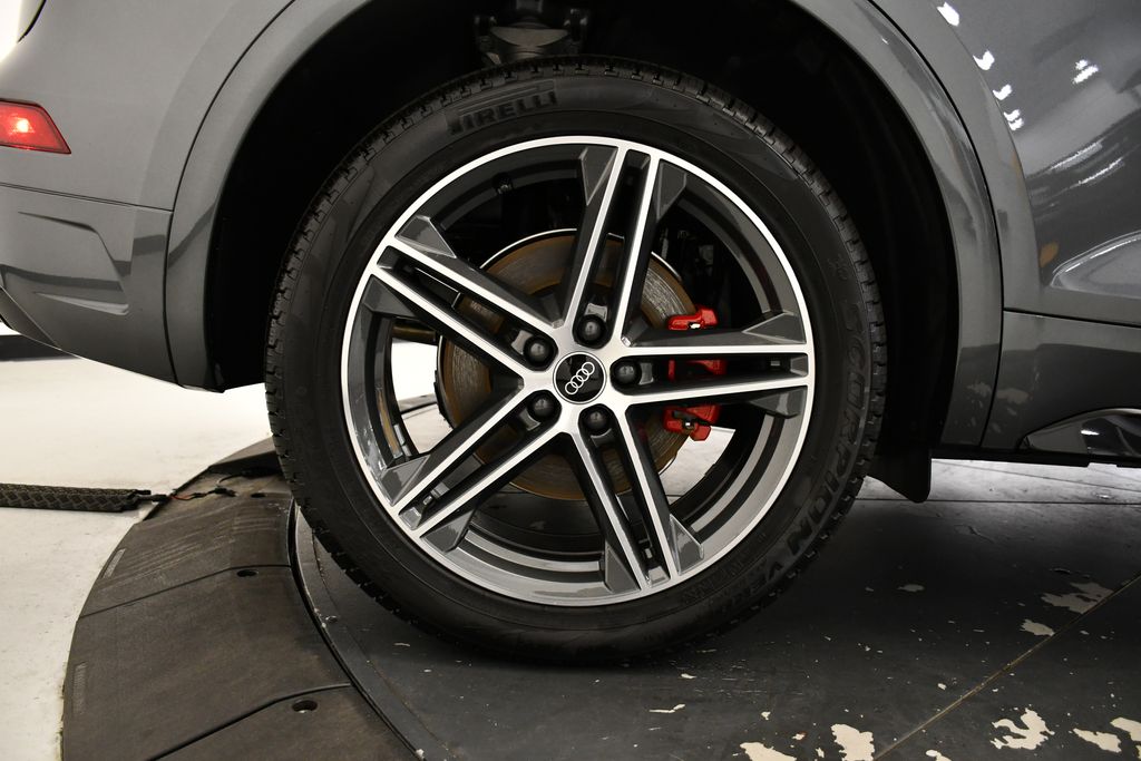 2025 Audi Q5  16