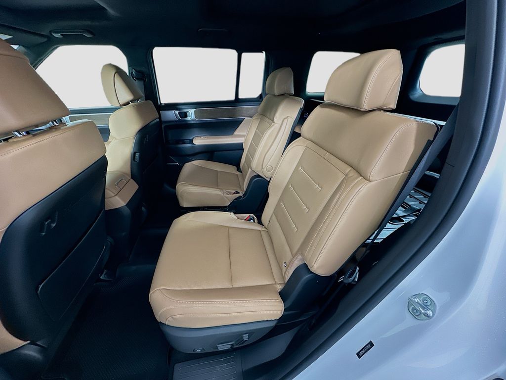 Thumbnail: 2026 Hyundai Santa Fe - 17