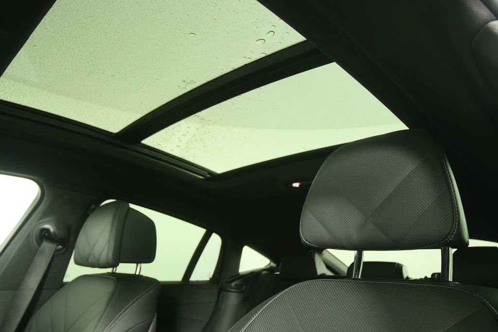 Thumbnail: 2025 BMW X6 - 11