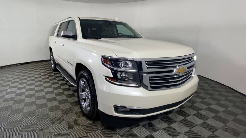 2015 Chevrolet Suburban LTZ 2