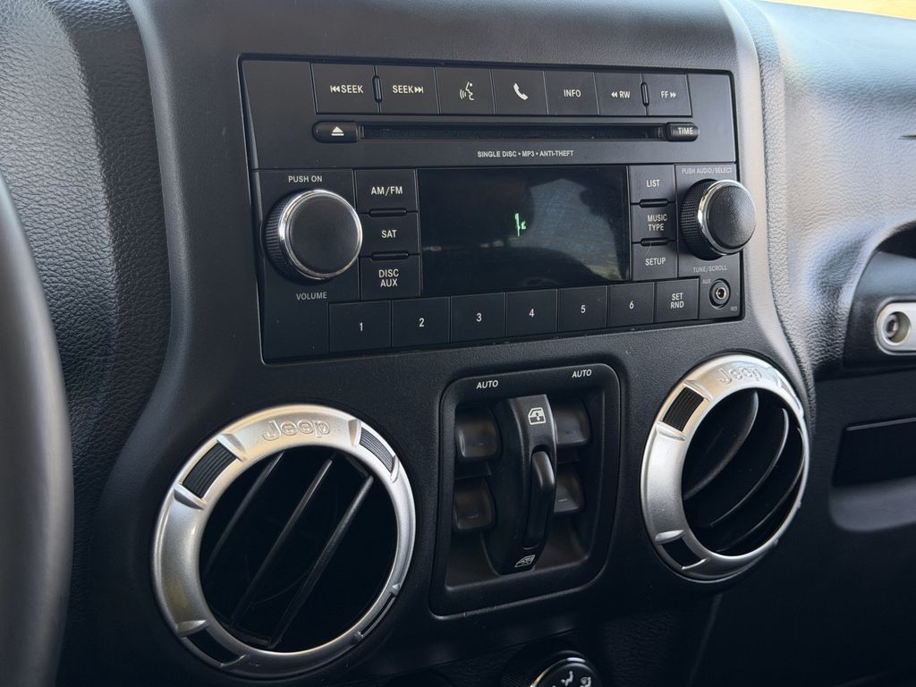 Used 2013 Jeep Wrangler SUV