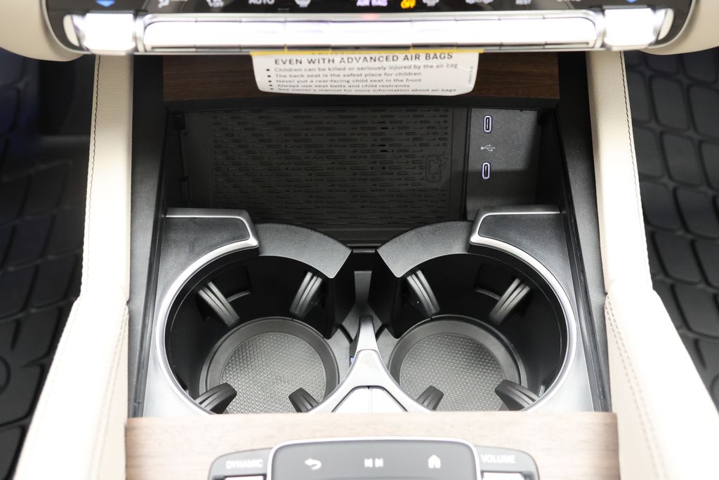 Thumbnail: 2026 Mercedes-Benz GLE - 28