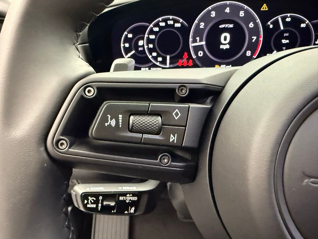 Thumbnail: 2026 Porsche Cayenne - 13