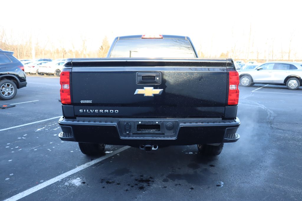 2017 Chevrolet Silverado 1500 Custom 4