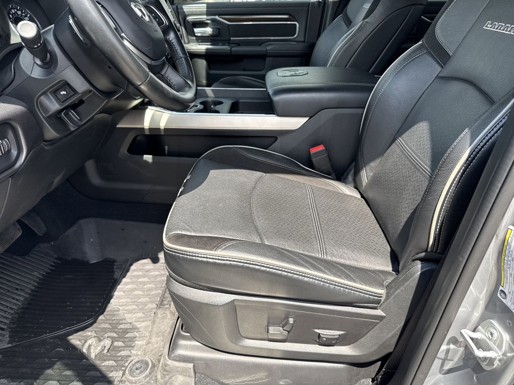 2022 Ram 3500 Laramie - 11
