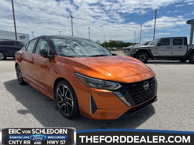 Orange Metallic/Super Blk 2025 Nissan Sentra Sedan Front-Wheel Drive Continuously Variable Transmission