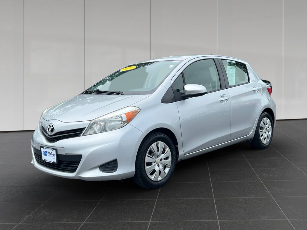 Silver 2012 Toyota Yaris Hatchback Front-Wheel Drive 4-Speed Automatic Overdrive