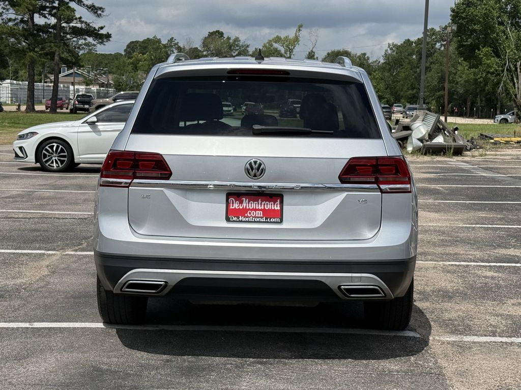 2018 Volkswagen Atlas 3.6L V6 SE Silver at Durrett Motor Company
