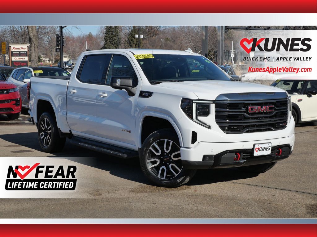 2023 GMC Sierra 1500 AT4 Crew Cab 4WD