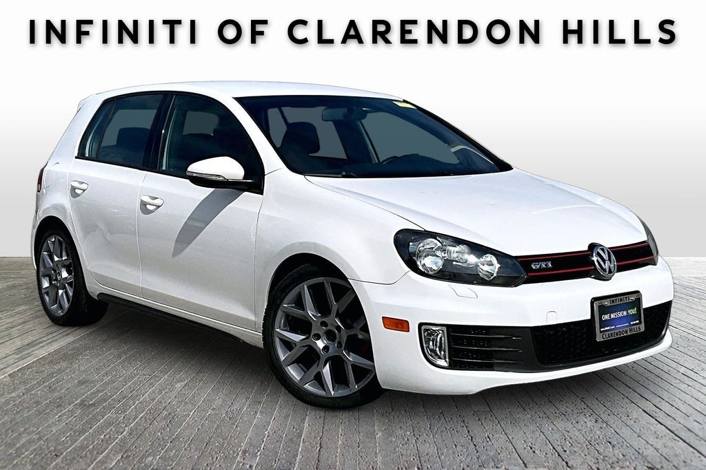 2014 Volkswagen Golf GTI 2.0T Wolfsburg Edition 4-Door FWD