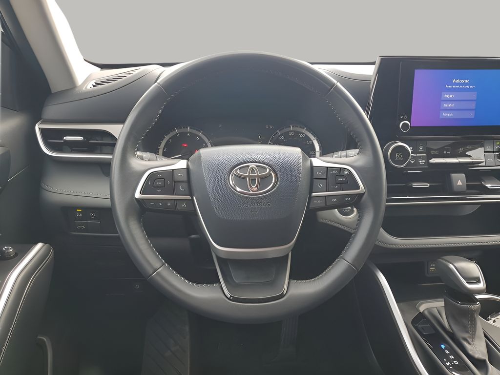 Used Car 2025 Toyota Highlander  Limited For Sale Under $40,000 In Austin, Texas