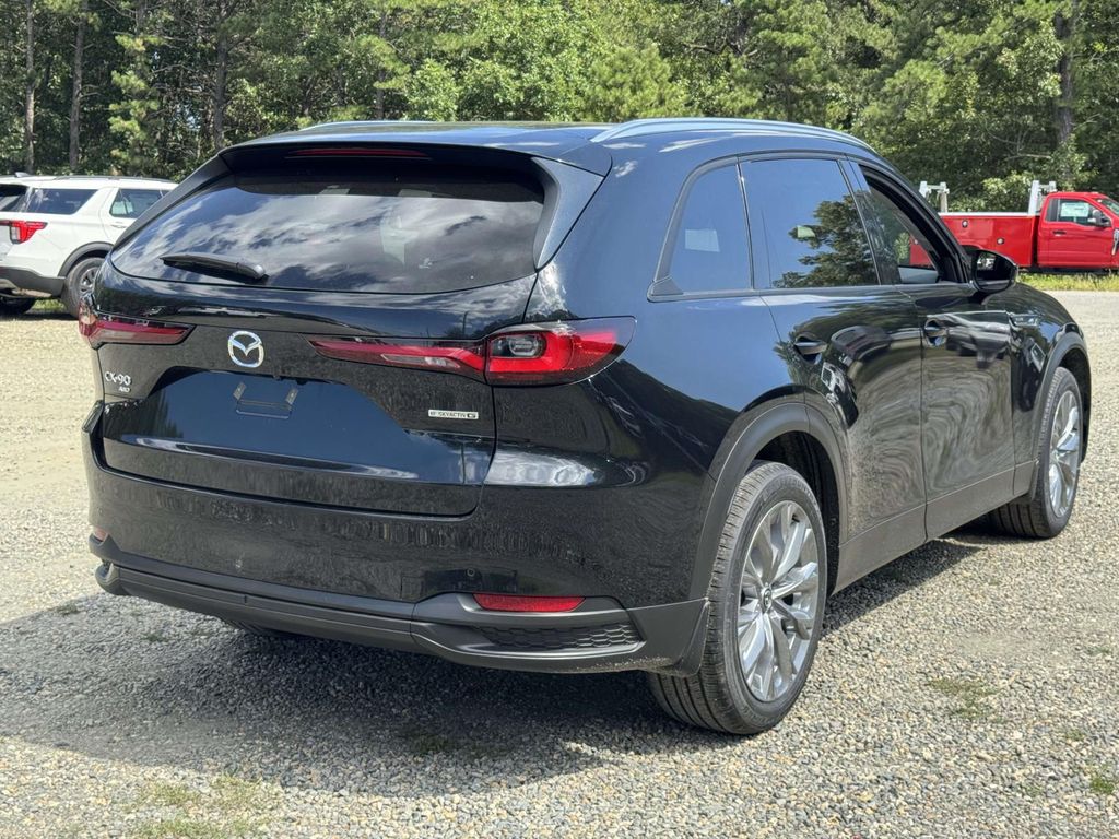 New 2026 Mazda CX-90 SUV