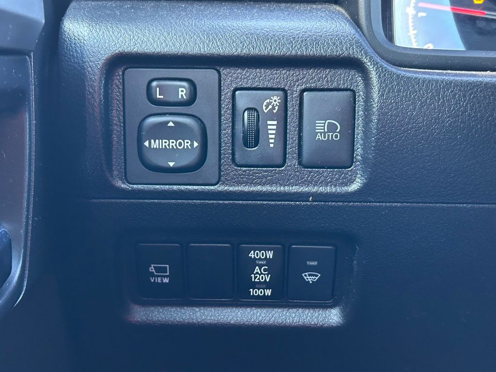 Thumbnail: 2023 Toyota 4Runner - 23