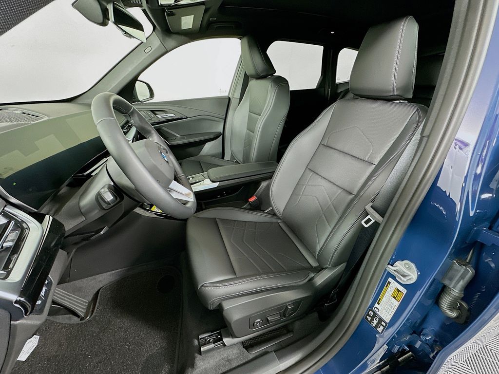 Thumbnail: 2026 BMW X1 - 16