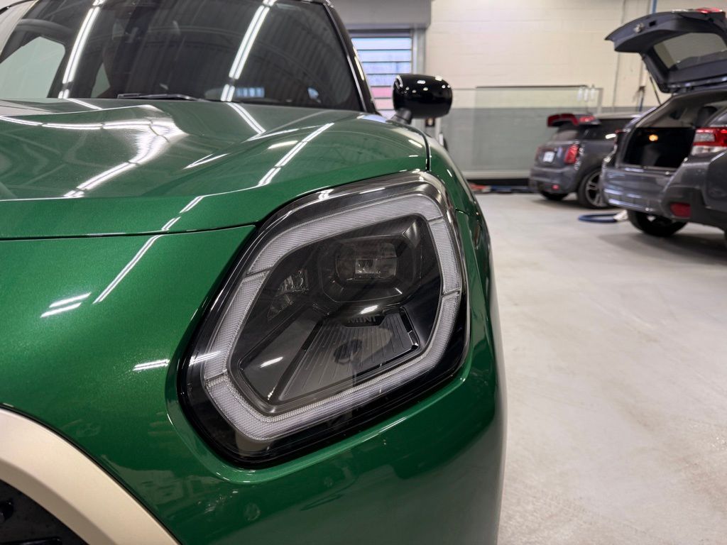 Thumbnail: 2026 MINI Cooper Countryman - 9