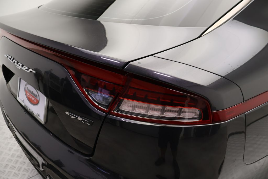 Thumbnail: 2022 Kia Stinger - 9