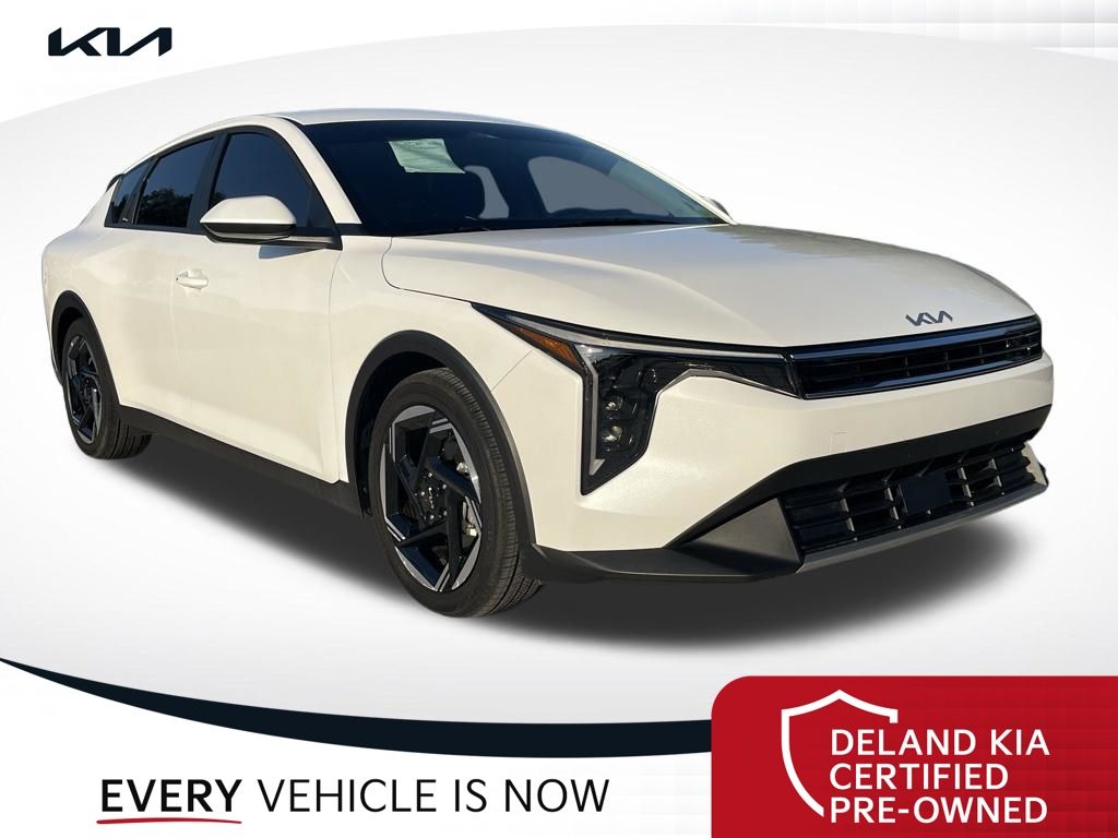 2025 Kia K4 EX AT's photo