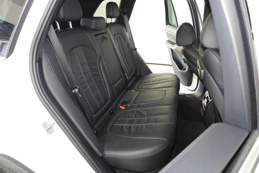 Thumbnail: 2020 BMW X5 - 20