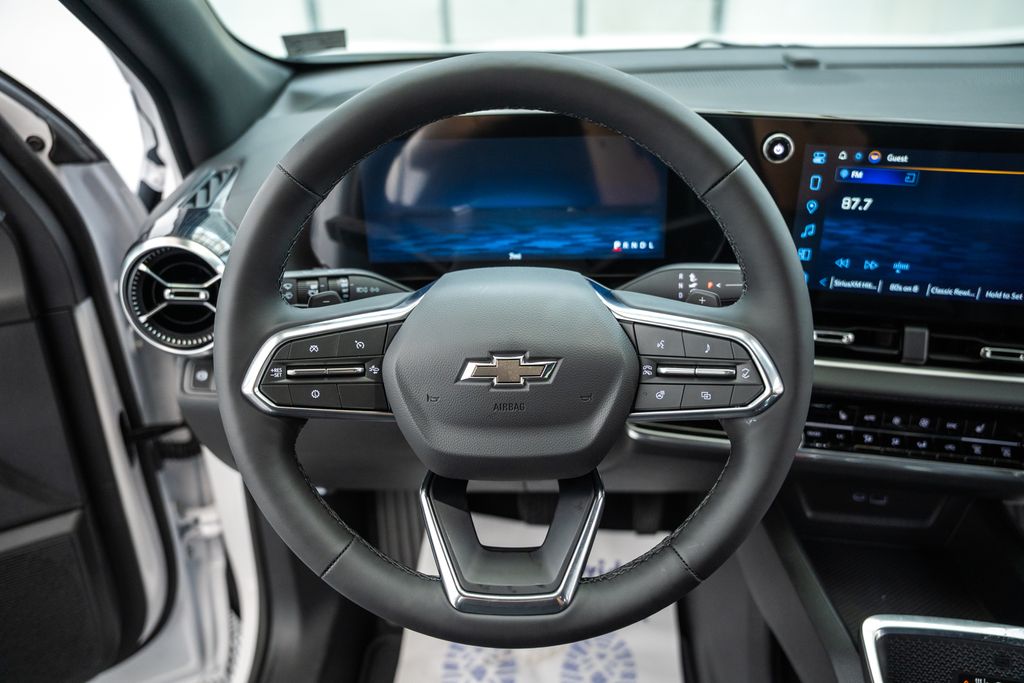 ChevroletEquinox32