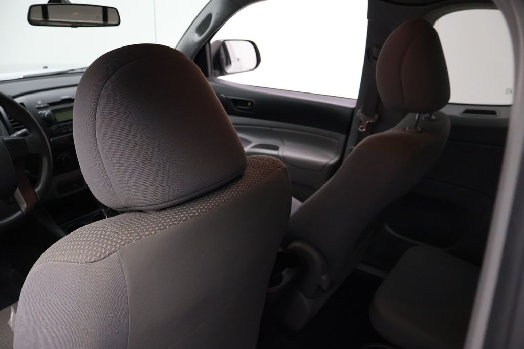 Thumbnail: 2012 Toyota Tacoma - 20