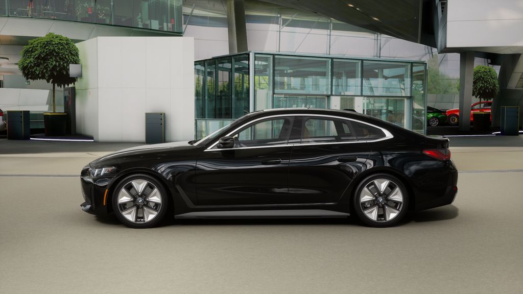 Thumbnail: 2025 BMW i4 - 29