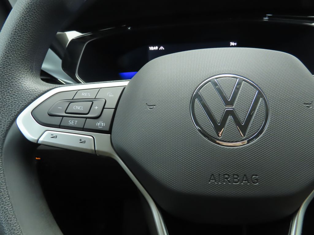 2022 Volkswagen Taos S 12