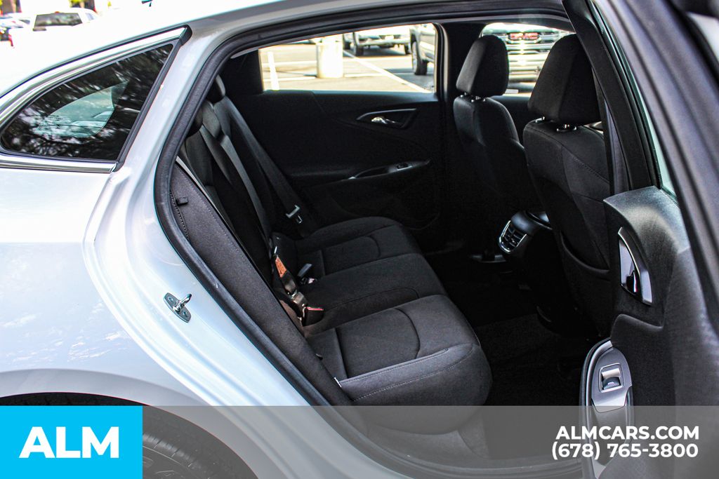 Used 2024 White Chevrolet LT image 18
