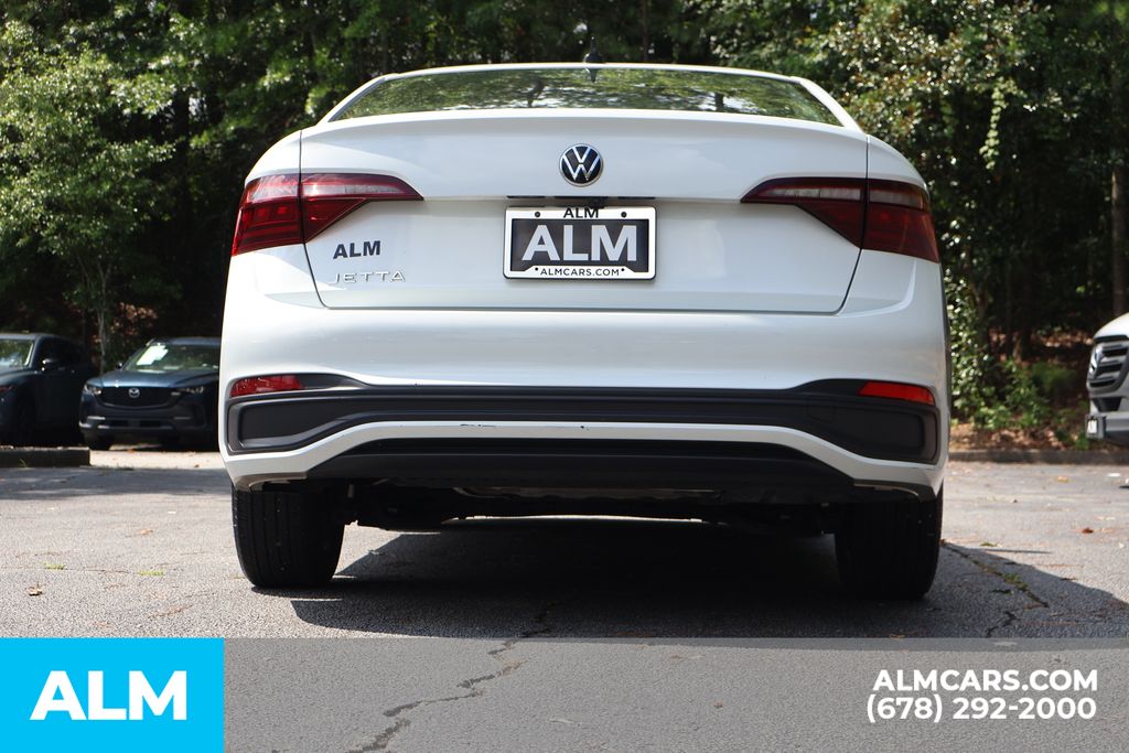 Used 2024 White Volkswagen 1.5T S image 6