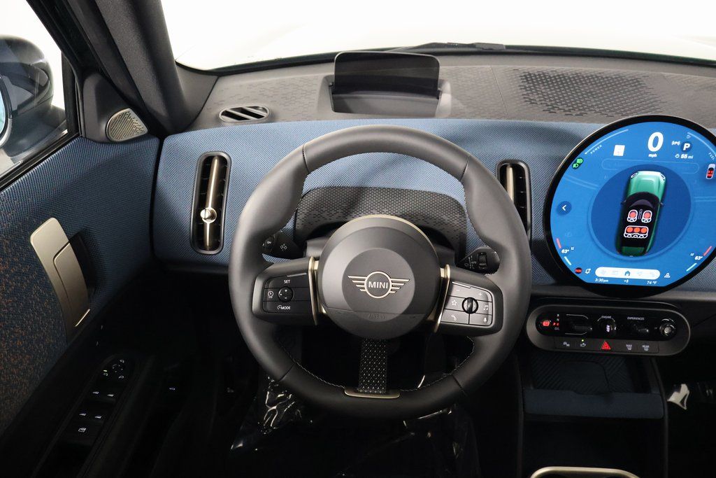 Thumbnail: 2025 MINI Cooper Countryman - 3