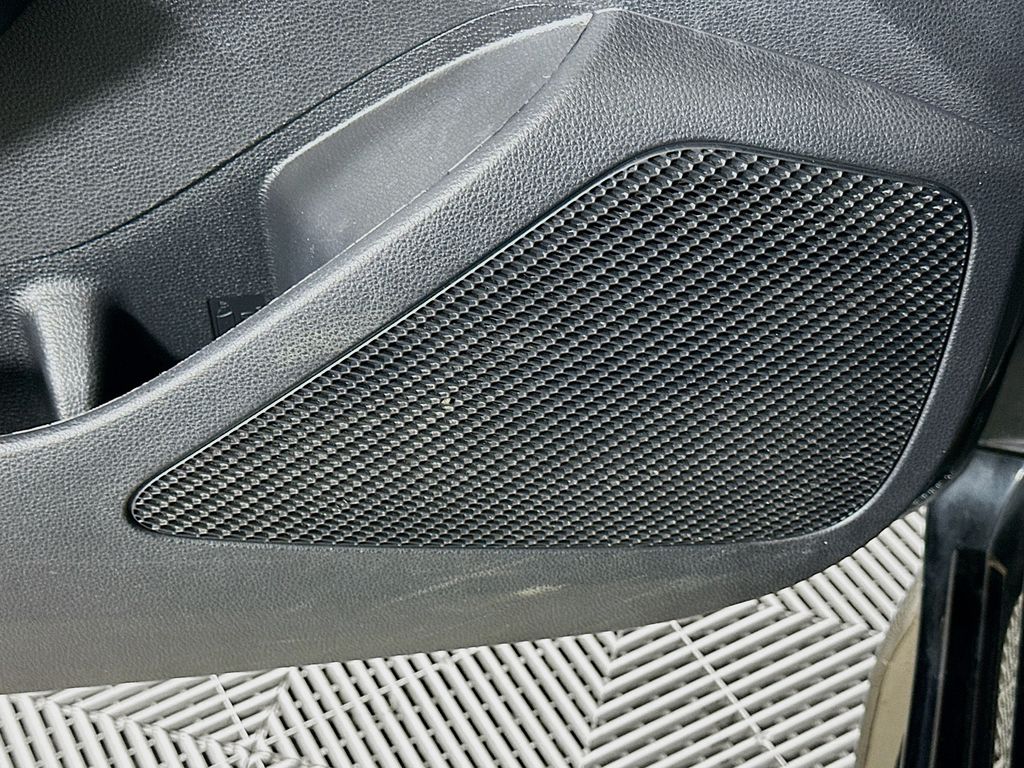 Thumbnail: 2024 Toyota Corolla - 18