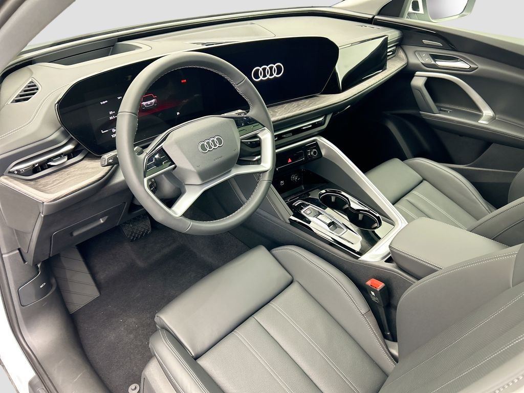 Thumbnail: 2025 Audi Q5 - 9