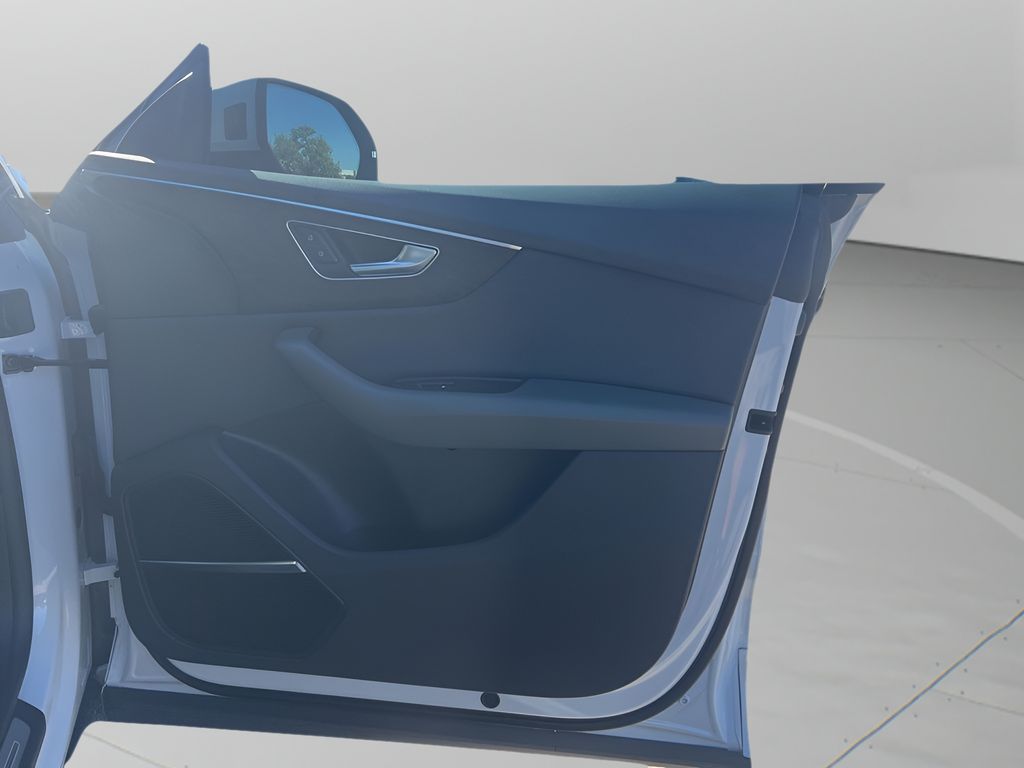 Used Car 2021 Audi Q8  For Sale Under $50,000 In Austin, Texas