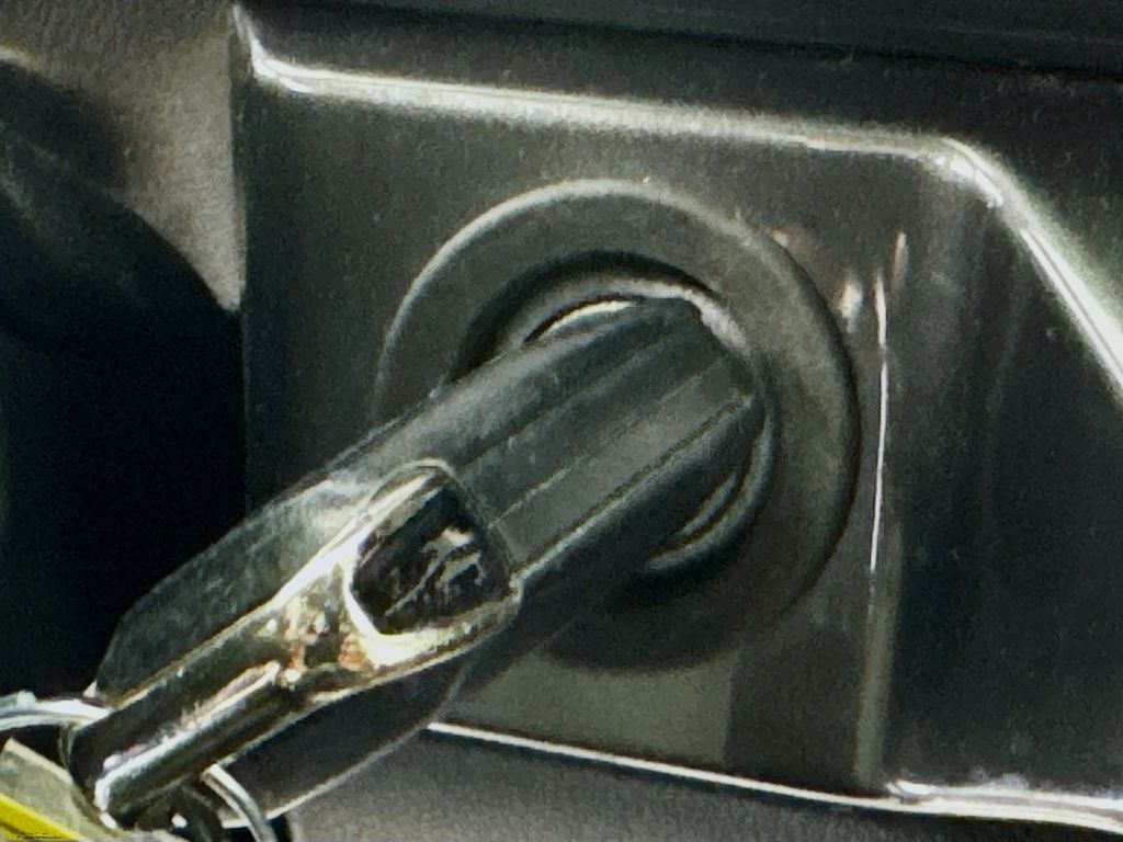 Used Car 2021 Ford F-150  Xl For Sale Under $25,000 In Austin, Texas