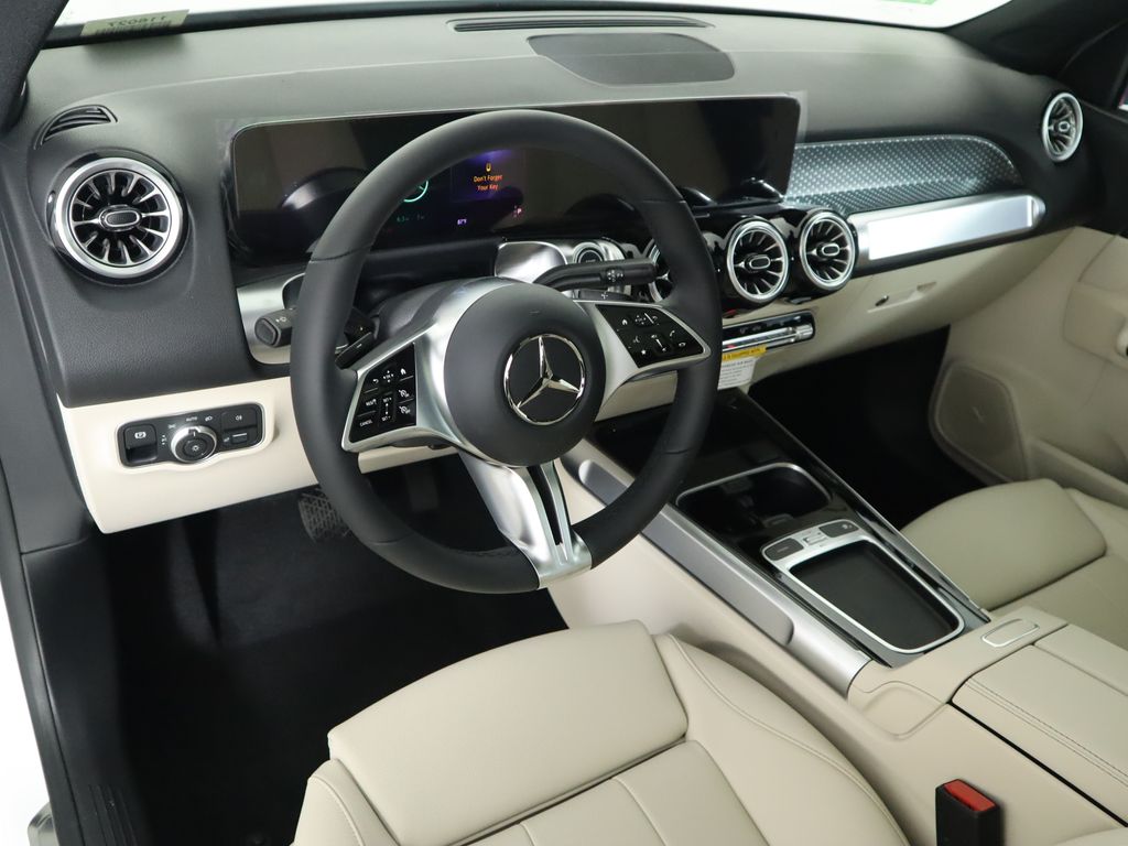 2024 Mercedes-Benz EQB 250+ 10