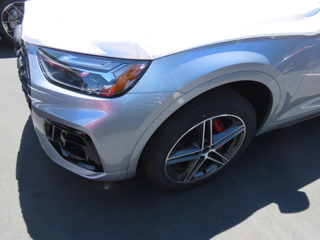 Thumbnail: 2025 Audi Q5 - 2