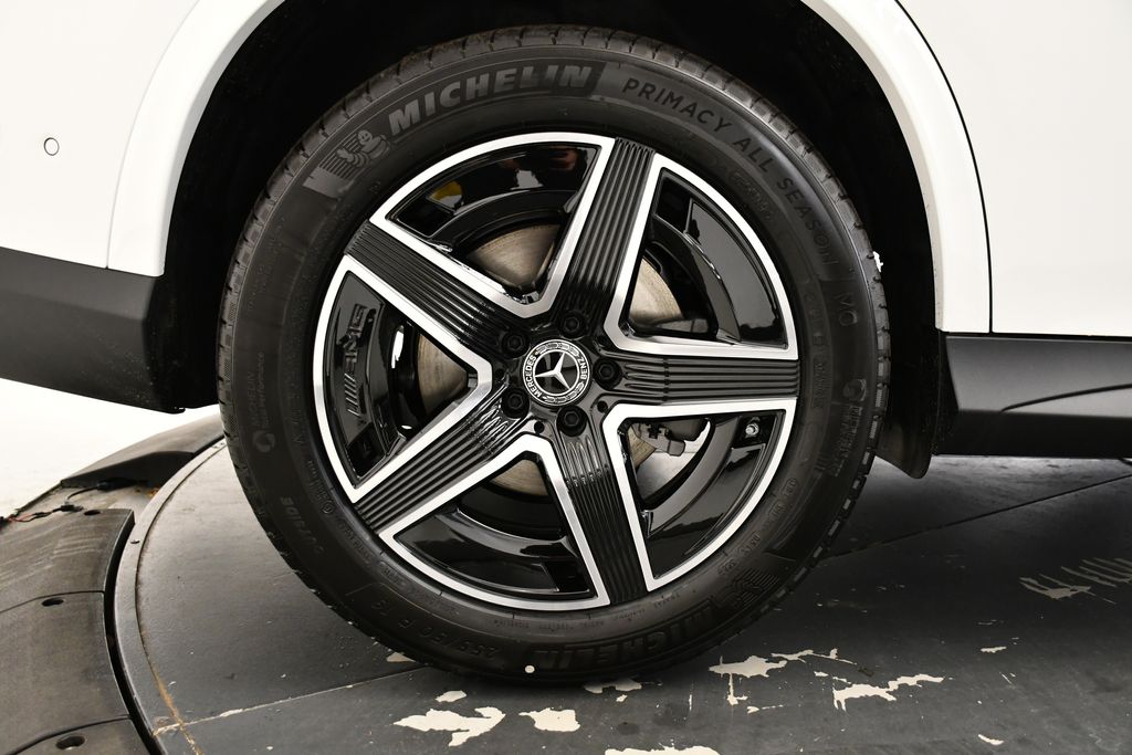 Thumbnail: 2025 Mercedes-Benz GLC - 15