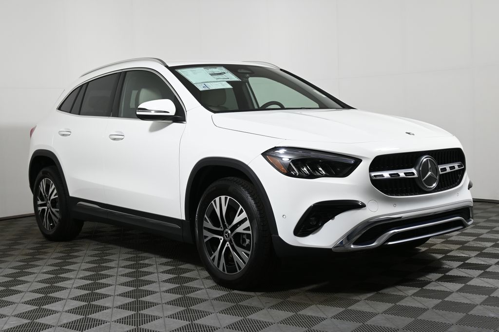 Thumbnail: 2025 Mercedes-Benz GLA - 8