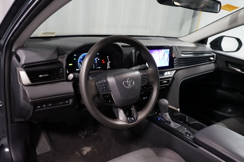 Thumbnail: 2025 Toyota Camry - 7