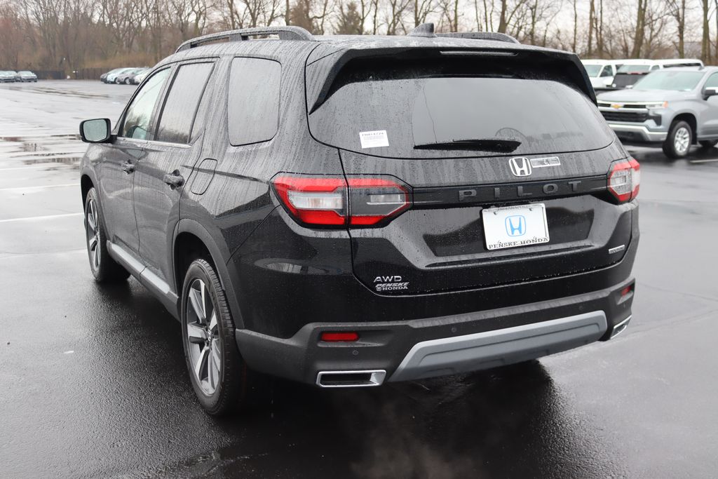 2025 Honda Pilot Touring 3