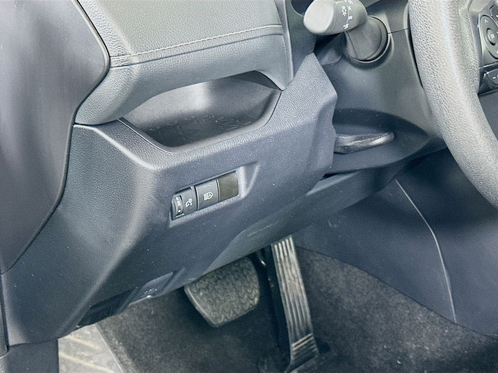 Thumbnail: 2024 Toyota RAV4 - 10